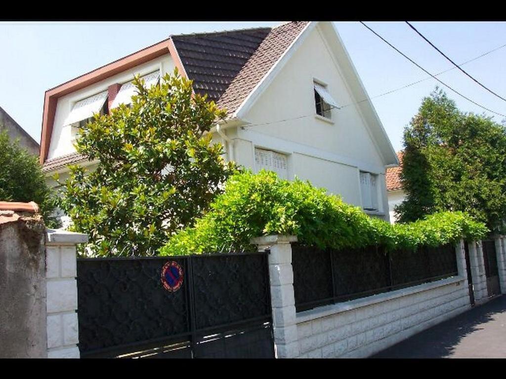 Cosy Apartment Proche Paris Et Disneyland Gagny Exterior photo